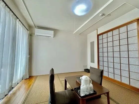 Basic Oda, Sigara İçilmez