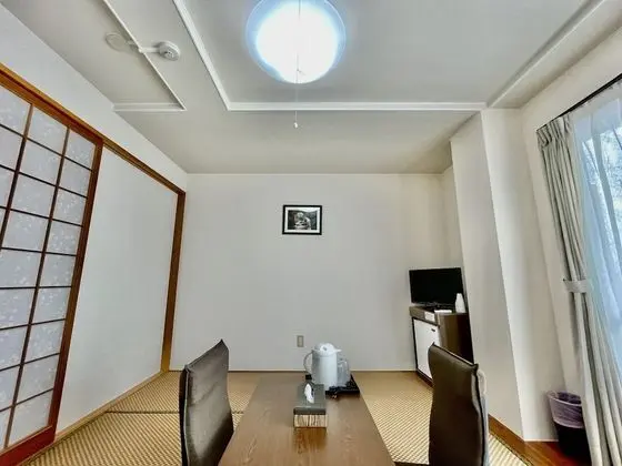 Basic Oda, Sigara İçilmez