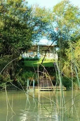 Kır Evi (Pied)