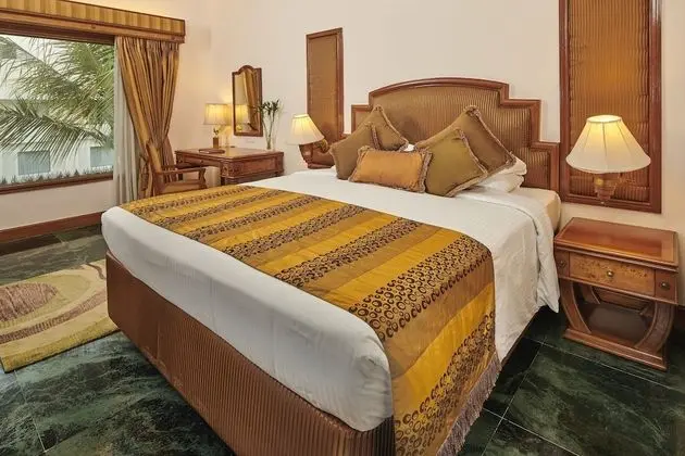 Executive Suite,Pool View-Complimentary twoway Airport transfer,Complimentary 2 hr use of Board Room