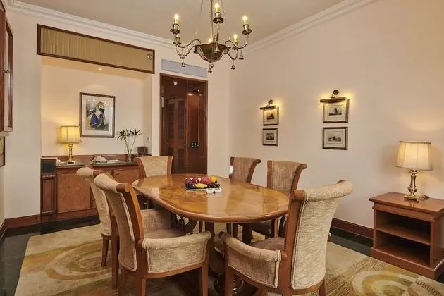 Executive Suite,Pool View-Complimentary twoway Airport transfer,Complimentary 2 hr use of Board Room
