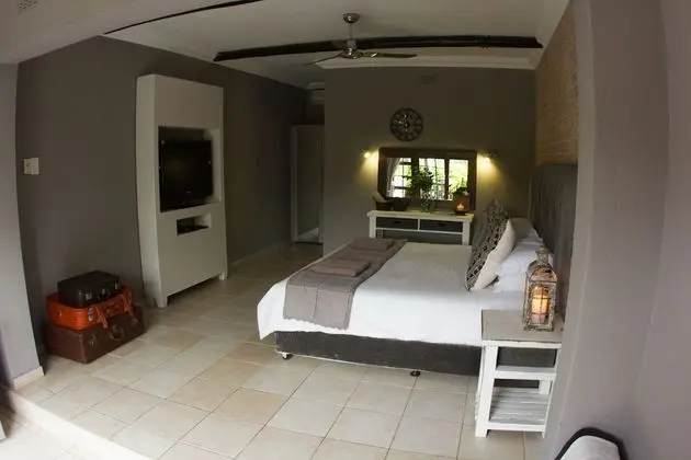 Comfort Tek Büyük veya İki Ayrı Yataklı Oda, Havuz Kullanımı, Havuz Kenarı
