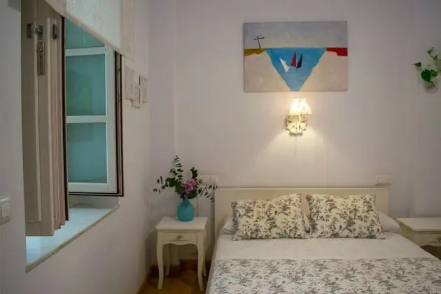 Tek Büyük Yataklı Oda (Interior)