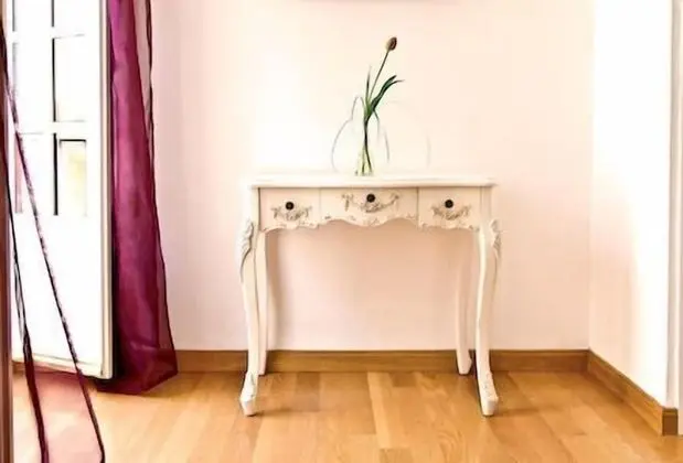 Standard Tek Büyük Yataklı Oda (with Extra Bed)