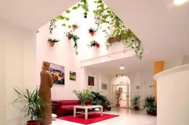 Standard Tek Büyük Yataklı Oda (Interior)