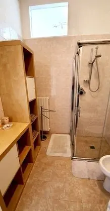 Tek Büyük Yataklı Oda, Özel Banyo