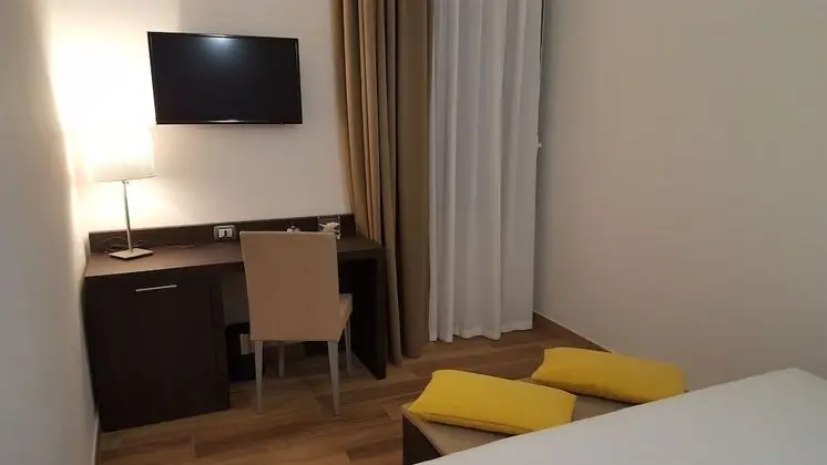 Tek Büyük Yataklı Oda, Özel Banyo (external)