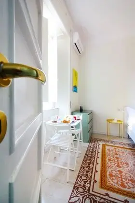 Comfort Tek Büyük Yataklı Oda