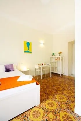 Deluxe Üç Kişilik Oda, Şehir Manzaralı