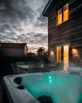 Oda, 2 Yatak Odası, Sıcak Su Havuzu (Lodge)