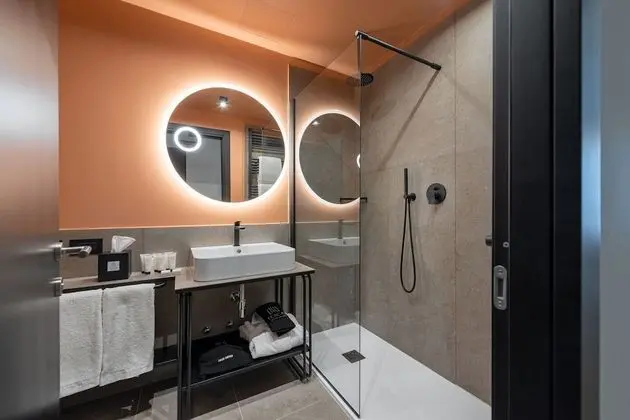 Executive Tek Büyük veya İki Ayrı Yataklı Oda