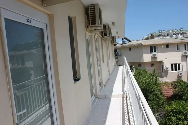 Family Tek Kişilik Oda
