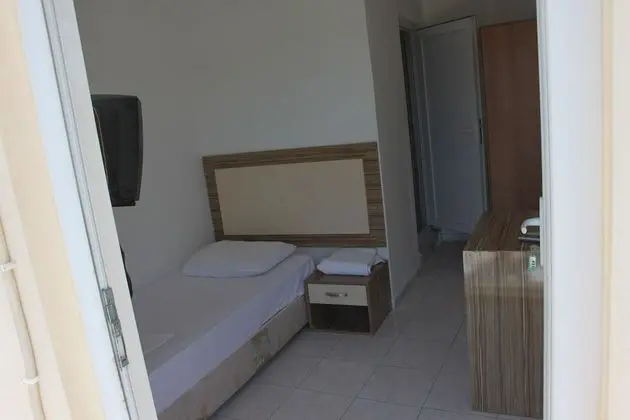 Family Tek Kişilik Oda