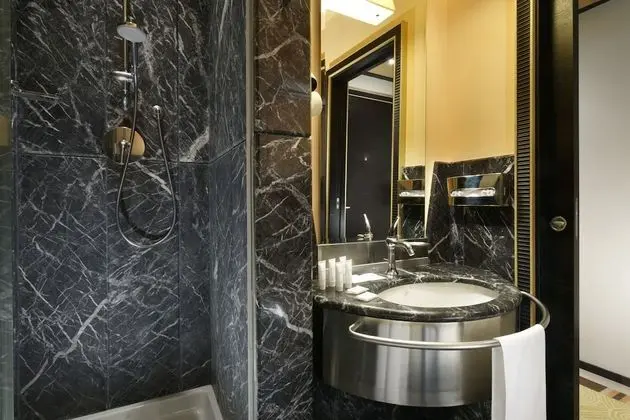 Classic Büyük Yataklı Tek Kişilik Oda