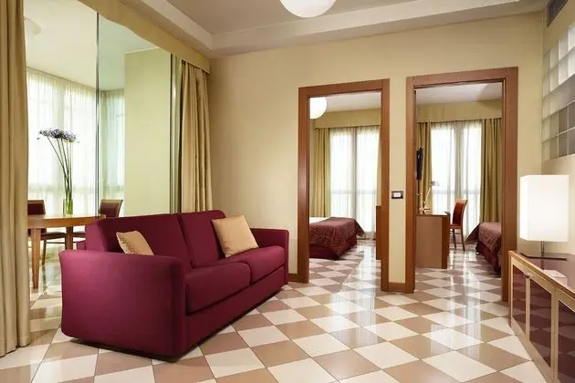 Superior One-Bedroom Apartment