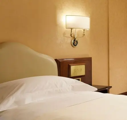 Classic Tek Büyük Yataklı Oda (2 Adults + 1 Child)