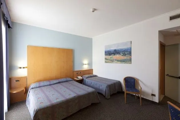 Classic Üç Kişilik Oda