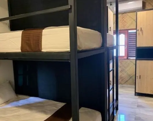 Ortak Ranzalı Oda, Karma Ranzalı Oda (4 Bed)
