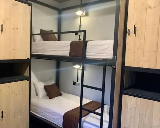 Ortak Ranzalı Oda, Karma Ranzalı Oda (6 Bed)