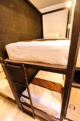 Ortak Ranzalı Oda, Karma Ranzalı Oda