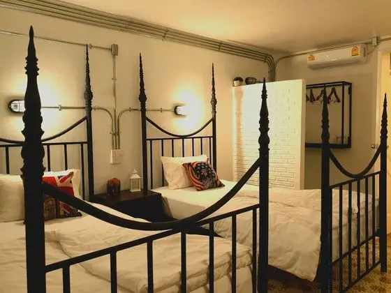 Studio Room