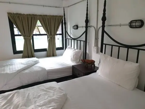 Studio Room