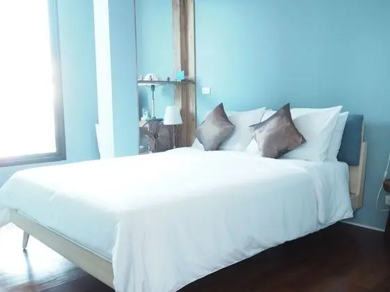 5 Bedrooms