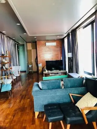 5 Bedrooms