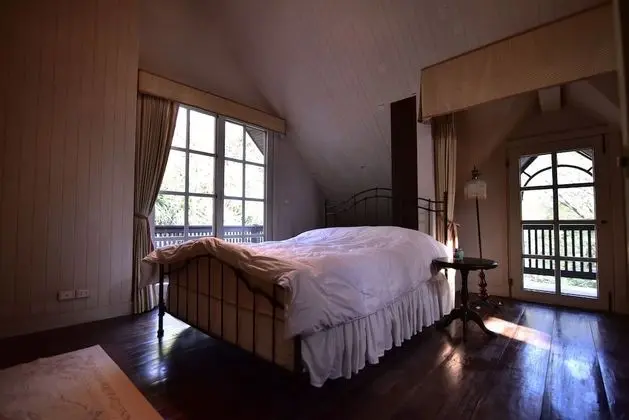 4 Bedrooms Villa