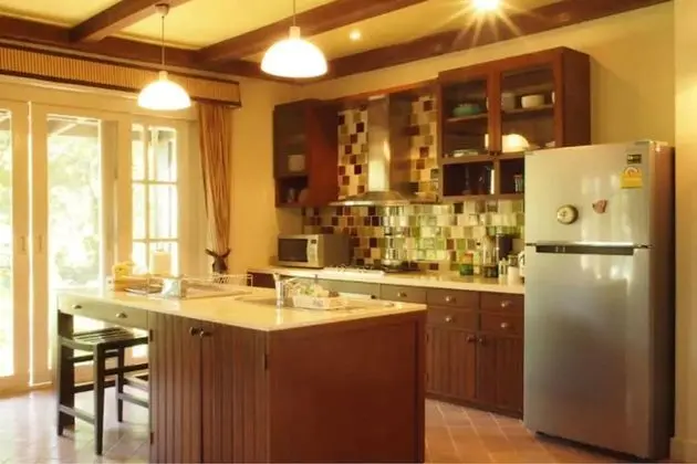 4 Bedrooms Villa