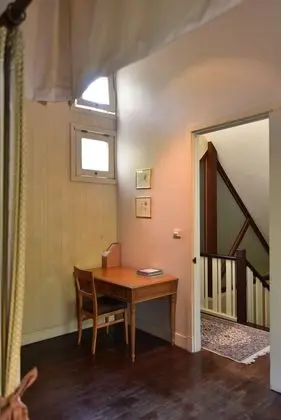 4 Bedrooms Villa