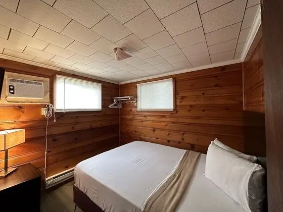 Standard Villa (No air conditioning)