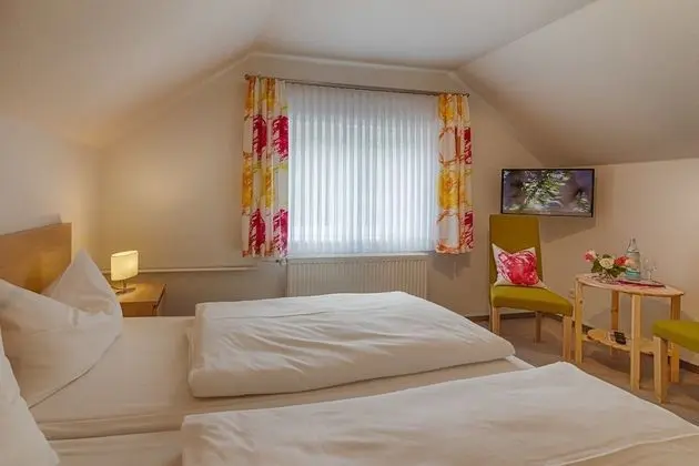 Basic Tek Büyük Yataklı Oda