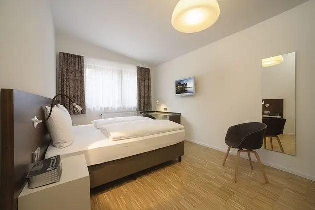 Tek Büyük Yataklı Oda (Atelier)