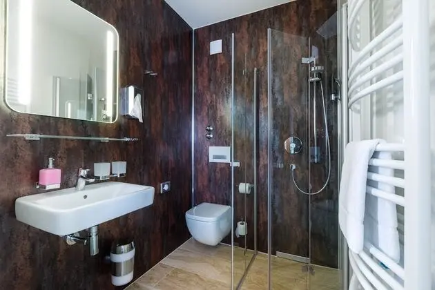Standard Tek Büyük veya İki Ayrı Yataklı Oda