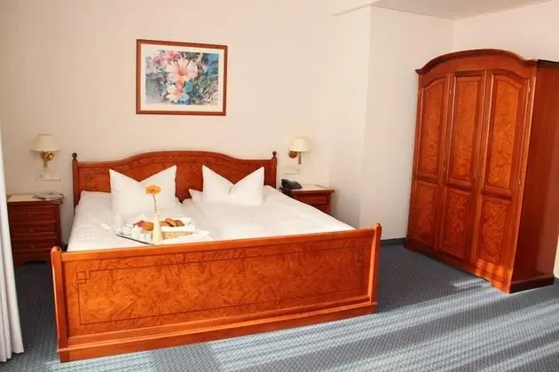 Tek Büyük Yataklı Oda