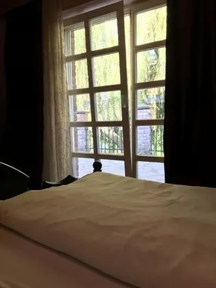 Tek Kişilik Oda, 1 Tek Kişilik Yatak, Sigara İçilmez