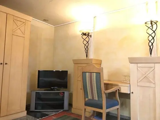 Tek Kişilik Oda, 1 Tek Kişilik Yatak, Sigara İçilmez