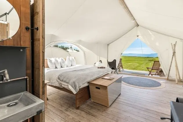 Stargazer with Kids Tent, Private Bathroom