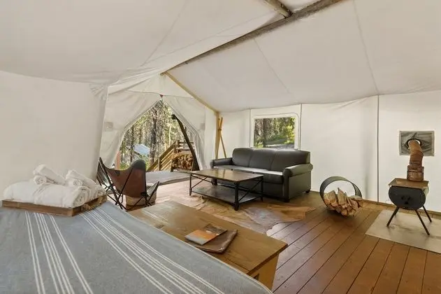 Suite with Kids Tent - Private Bathroom