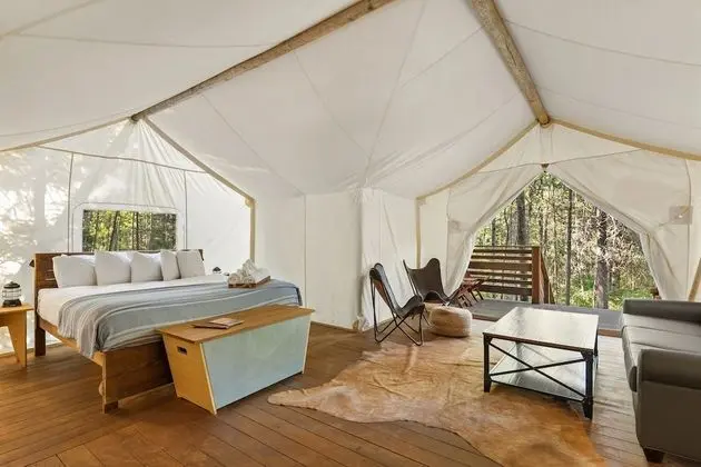 Suite Tent - Private Bath