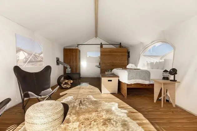 Stargazer Tent, Private Bathroom