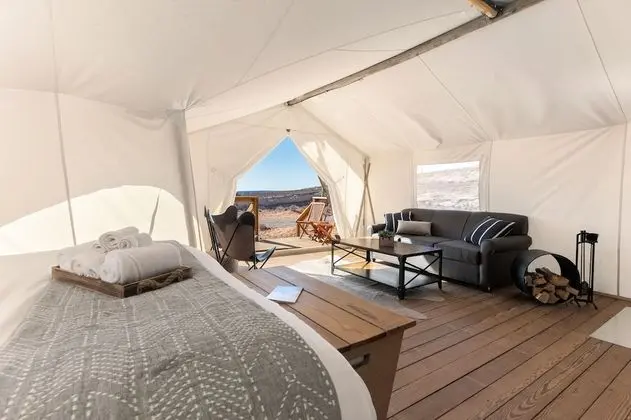 Suite Tent, Private Bathroom