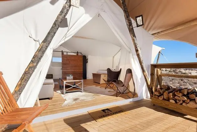 Suite Tent, Private Bathroom
