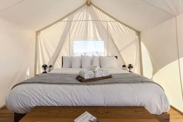 Suite Tent, Private Bathroom
