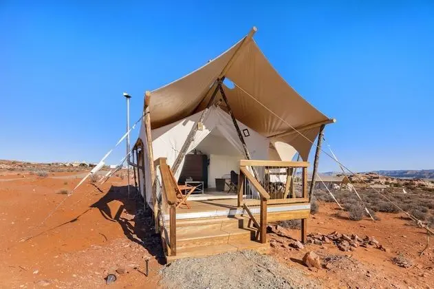 Suite Tent, Private Bathroom