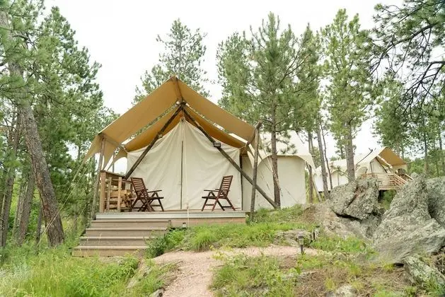 Suite Tent - Private Bathroom