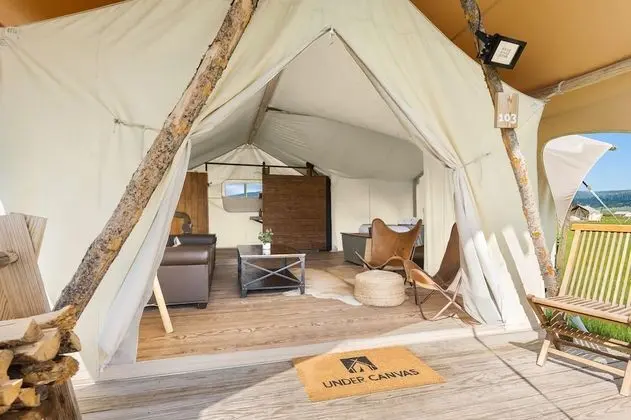 Suite with Kids Tent - Private Bath