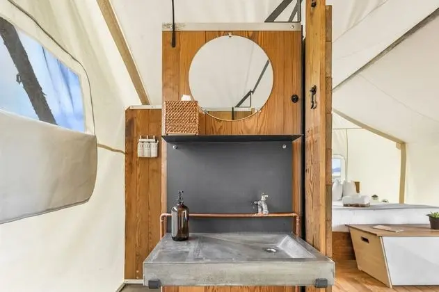 Suite with Kids Tent - Private Bath