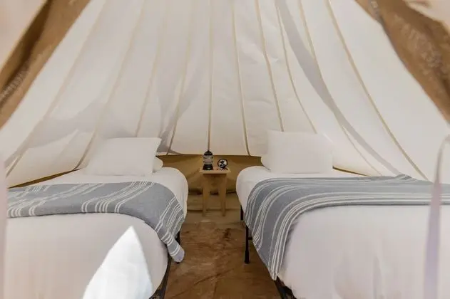 Deluxe with Kids Tent - Private Bath